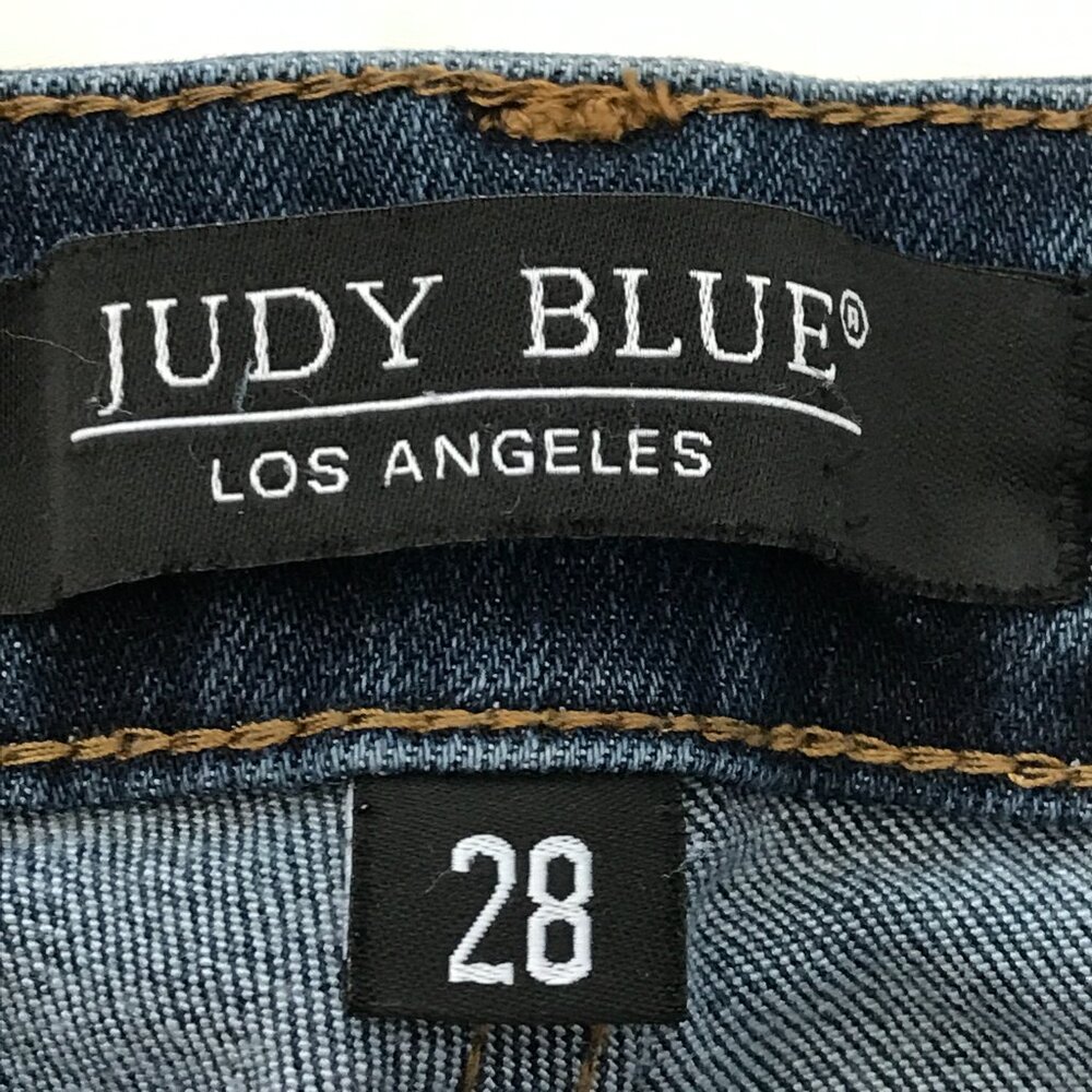 Judy Blue Capri Fit Jeans Women 28 Blue Mid Rise Dark Wash Stretch Preppy 18751 - Picture 3 of 14